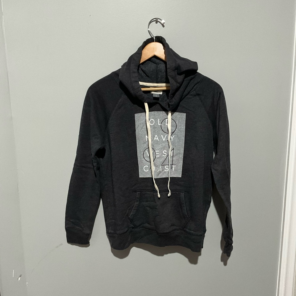 Old navy sweater